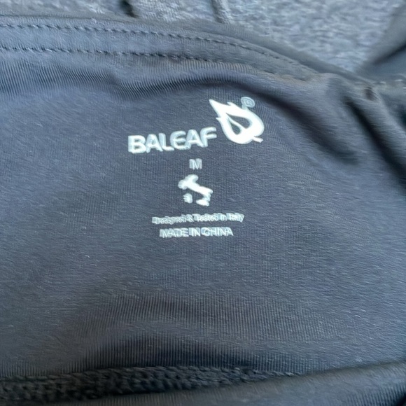 yoga wear bundle-2 ankle pants/1 shorts sz M - Picture 4 of 12